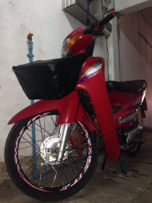 ขายเวฟ100 ไมมีที่จอดครับรถอยู่ที่ ม.เกษตร บางเขน ขายเวฟ100 ไมมีที่จอดครับรถอยู่ที่ ม.เกษตร บางเขน