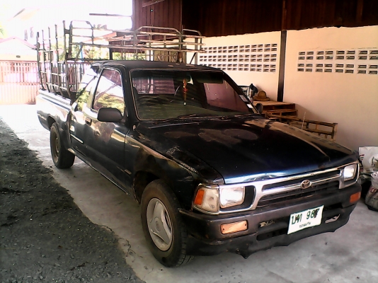 ขายกระบะโตโยต้าปี33 เครื่องดีราคาถูก!!!(ต้องการขายด่วนครับ)คุณบอยไม่สามารถมารับได้ครับ ขอขายต่อ