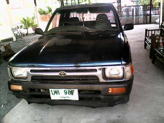 ขายกระบะโตโยต้าปี33 เครื่องดีราคาถูก!!!(ต้องการขายด่วนครับ)คุณบอยไม่สามารถมารับได้ครับ ขอขายต่อ