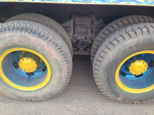 ต้องการขายรถสิบล้อดัมพ์FXZ 210hp เกียร์ฟุลเล่อร์ช่วงล่างใหญ่เเน่น