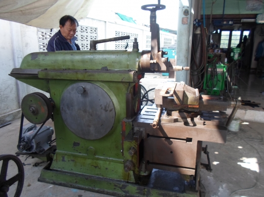 แท่นไส 24 นิ้ว พร้อมใช้ ไฟบ้าน  43,000  ลองเครื่องได้