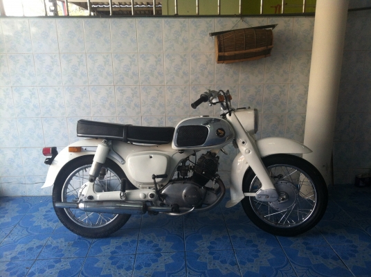 ขอบคุณพี่ที่เชียงใหม่ครับ ที่ชอบในความสวยคลาสสิค ในตัวc92 ตัวนี้ เดวสงให้ พรุ่งนี้ครับ