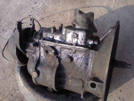 ขายเกียร์รอ็กกี้อีซูสุ ถอดจากเครื่อง 6BD1 สภาพสมบูรณ์พร้อมใช้