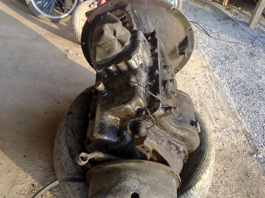 ขายเกียร์รอ็กกี้อีซูสุ ถอดจากเครื่อง 6BD1 สภาพสมบูรณ์พร้อมใช้