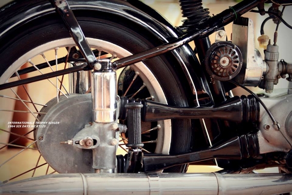 ขาย mz rt 125 เดิมๆทุกอย่าง ไม่เดิมเฉพาะยางใน กับกรองเบนซิน ทะเบียนแท้พร้อมโอน ทะเบียนเต็ม ขายตามสภาพ