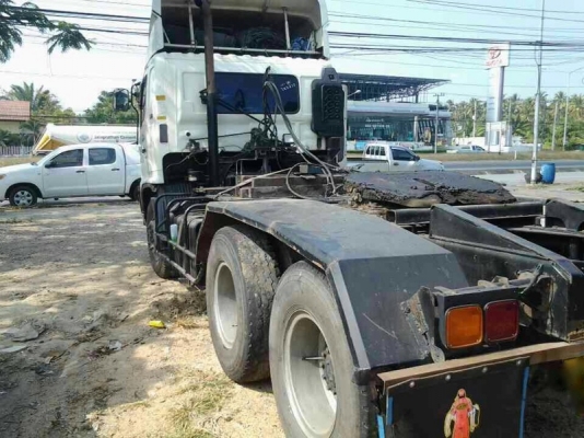 รถฮีโน่ 10 ล้อ หัวลาก 260 แรงม้า. ปี 48  ( มีขาย 2 คัน. )  สนใจติดต่อ 081 - 6079515