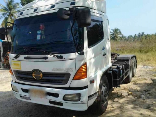 รถฮีโน่ 10 ล้อ หัวลาก 260 แรงม้า. ปี 48  ( มีขาย 2 คัน. )  สนใจติดต่อ 081 - 6079515