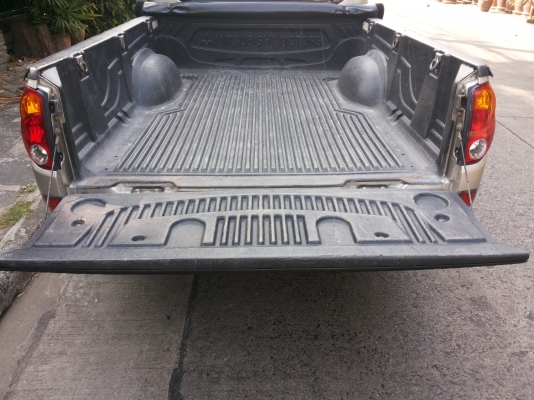 ขายรถกระบะ ไทรทันแค๊ป เกียร์ออโต้.......ขายเงินสด.......295000