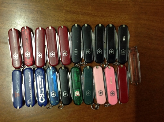 ขายเหมา  VICTORINOX 21 ชิ้น