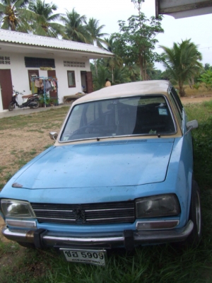 ขายเปอโยต์แวน 504 ตัวนอกเบาะหนัง 3 แถว 85000 บาท ขายเปอโยต์แวน 504 ตัวนอกเบาะหนัง 3 แถว 85000 บาท