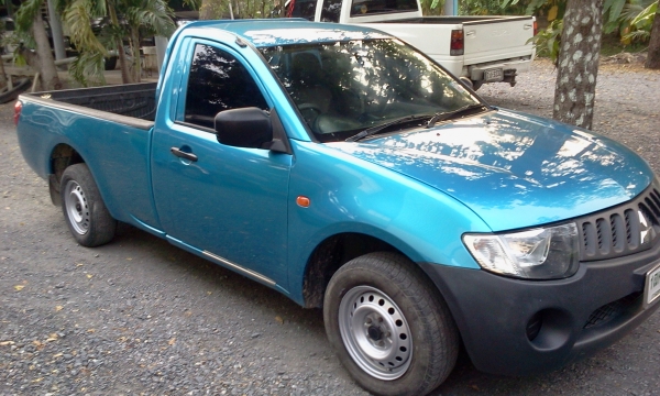 ขายรถกะบะยี่ห้อ MITSUBISHI THITON ปี2007 หัวเดียว เครื่อง2500 สภาพสวย