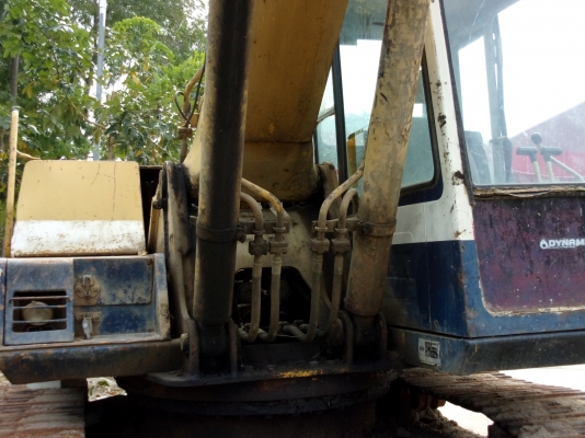 ขายแบคโฮ Komatsu Pc 200-5 ขายแบคโฮ Komatsu Pc 200-5