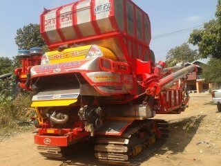 ศักดิ์พัฒนา KM50 โซ่d2 เครื่องอีซูซุ6HH1 210เทอร์โบ ตัวเดิน12 ปั้ม23 ราคาต่อรองใด้ครับ