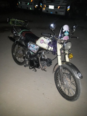 ขาย A 100 เดิมๆ เครื่องไลฟาน150 คลาสมืิอ มีเล่มโคลง