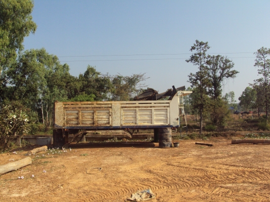 ขายกระบะดั้มสิบล้อถอดจากMITSUBISHI FN527MAพร้อมอุปกรณ์