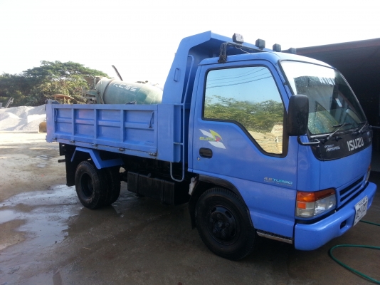 ขายรถ ISUZU NPR 135 แรง