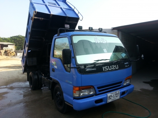 ขายรถ ISUZU NPR 135 แรง