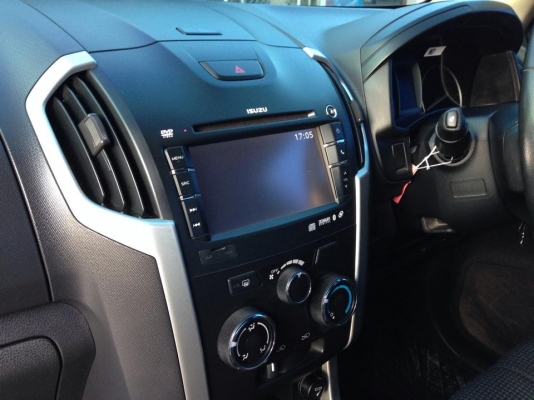 ISUZU all new hilander ISUZU all new hilander