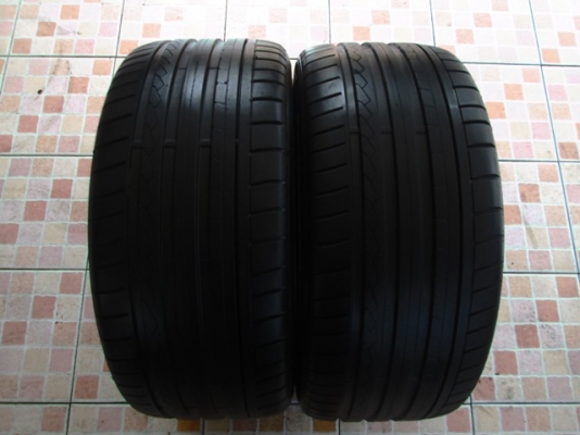 ขายยาง DUNLOP (GERMANY) 235-40-18 ปี11 ดอกเต็ม (1คู่)