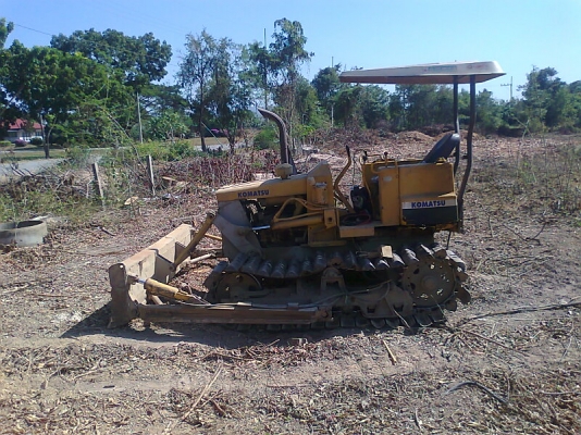 รถแทรคเตอร์ตีนเป็ด KOMATSU D20PL-5