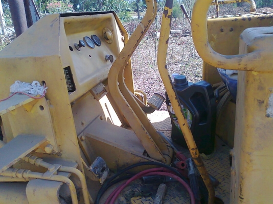 รถแทรคเตอร์ตีนเป็ด KOMATSU D20PL-5