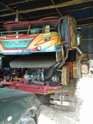 ขายรถเกี่ยว จ้าวช้างไวไฟ สภาพพร้อมใช้ เครื่อ 6D17 เทอร์โบ สนใจติดต่อ ช่างยาว 086-2465-934