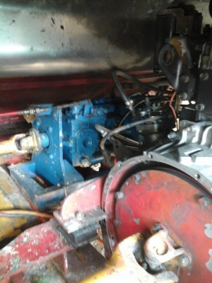 ขายรถเกี่ยว จ้าวช้างไวไฟ สภาพพร้อมใช้ เครื่อ 6D17 เทอร์โบ สนใจติดต่อ ช่างยาว 086-2465-934