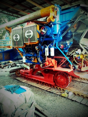 รถเกี่ยวข้าวปานเจริญการช่าง