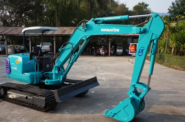 ขายรถขุด KOMUTSU  PC45R-8 เก่านอก