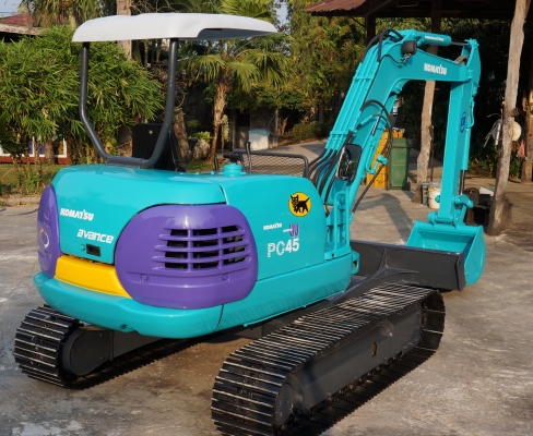 ขายรถขุด KOMUTSU  PC45R-8 เก่านอก