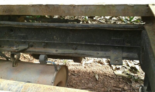 รถฮีโน่ 6 ล้อ ท้ายลาด KM779  117 แรงม้า. สนใจติดต่อ 081 - 6079515