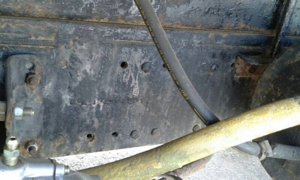 รถมิตซู 6 ล้อดั้ม 115 แรงม้า. / รถมิตซู 6 ล้อ ท้ายลาด 115 แรงม้า. ( มีขายคู่. )  สนใจติดต่อ 081 - 6079515