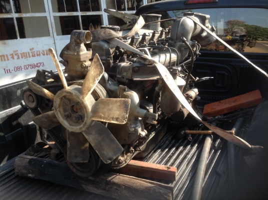 ขาย 65,000 เครื่อง HINO-EH700. เครื่องดีพร้อมใช้งาน มีใบคุมเครื่อง