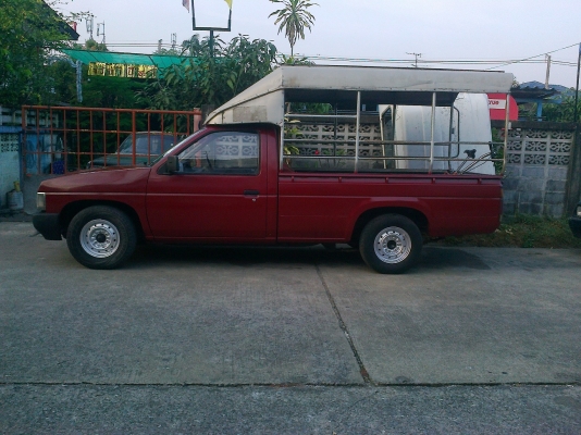 NISSAN BIG M ตอนเดียว เครื่องเบนซิน ติด LPG แล้วสภาพดี