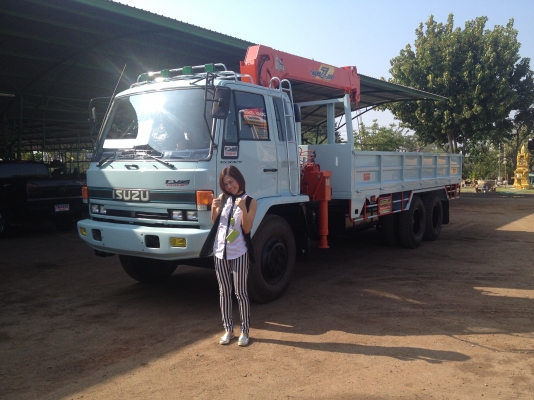 10 ล้อร้อคกี้ติดเครน 5 ตันเครื่อง 195 แรงม้า สวยๆสภาพเยี่ยม สั่งได้ครับ