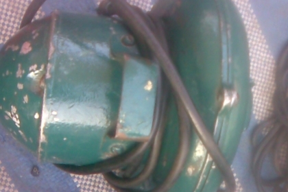 ตัวเป่าลมขนาด 2 นิ้วสภาพเดิมสวยครับลมแรงดีครับตัวนี้สภาพดีครับราคานี้คุ้มไม่ต้องเบิกใหม่ครับ