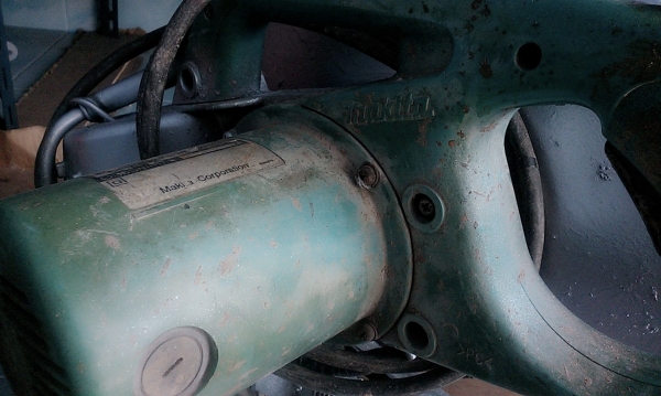 ขายไฟเบอร์ 14นิ้ว makita 2414nb มือสอง