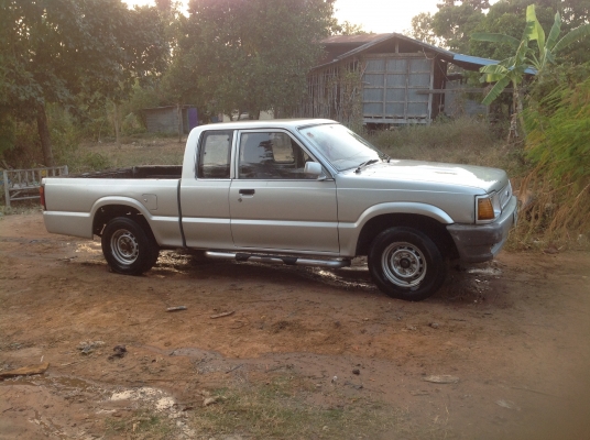 ขาย ฟอร์ดแค๊บ มาลาทรอนเครื่องอีชุมังกร2500