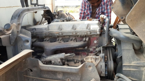 HINO FC3J เครื่อง 5 สูบ JO7 สิงไฮเทค ยาง825 เบรคทิฟฟี่ F หน้าหลัง