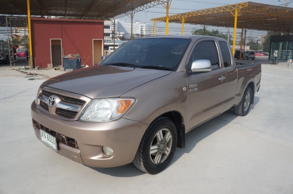 TOYOTA VIGO CAB ตัว TOP 2.7 G เครื่องเดิม ติดแก็ส LPG เกียร์ AUTO เบาะหนัง ARIBAG เบรค ABS ล้อ MAX พร้อมใช้งาน การันตรีรถสวย ราคาโดนใจ ฟรีดาวน์ จัดไฟแนท์ได้เต็ม ติดแบ็คลิสออกรถได้