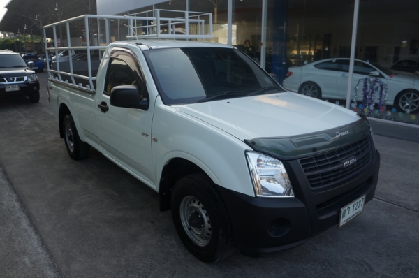 D-MAX ปี 05 มือเดียวออกห้าง พวงมาลัยพาวเวอร์ รถสวย แอร์เย็น ฝาท้ายเป็นลิฟกดขึ้น-ลงได้ เครื่องเดิม ช่วงล่างดี สีสวย รถพร้อมใช้งานทันที การันตีรถสวย จัดไฟแนนได้ ฟรีดาวน์ ติดแบ็คลิสออกรถได้