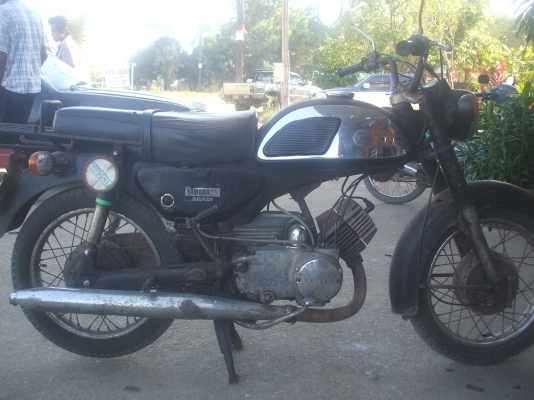 ขาย YAMAHA A7 125 CC สภาพเดิมๆ แห้ง มีทะเบียน