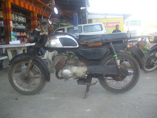 ขาย YAMAHA A7 125 CC สภาพเดิมๆ แห้ง มีทะเบียน