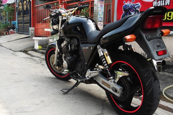 ***ปิดการขายcb400 ตอนตี5 ขอบคุณ พี่แจ๊ค ทหารจากขอนแก่น***