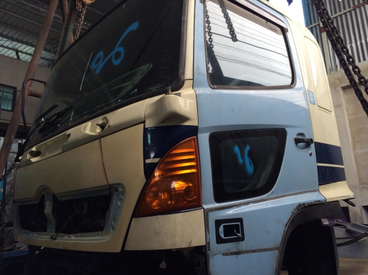 ขายหัวHino Mega นำเข้าจากญี่ปุ่นพร้อมเครื่อง Jo8c ตัดมาพร้อมคัซซี