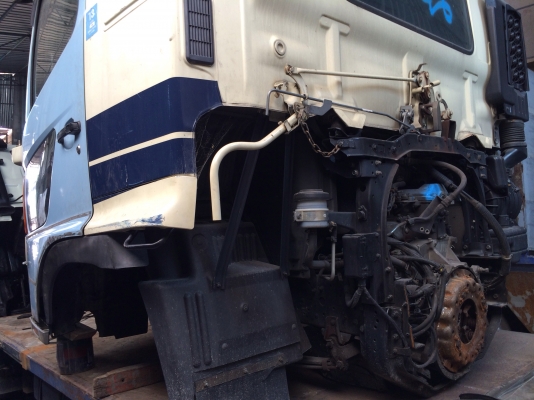 ขายหัวHino Mega นำเข้าจากญี่ปุ่นพร้อมเครื่อง Jo8c ตัดมาพร้อมคัซซี