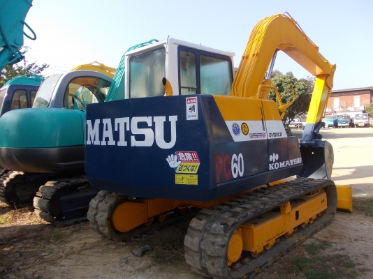 รถแม็คโคร โคมัสสุ 60-6 รถแม็คโคร โคมัสสุ 60-6