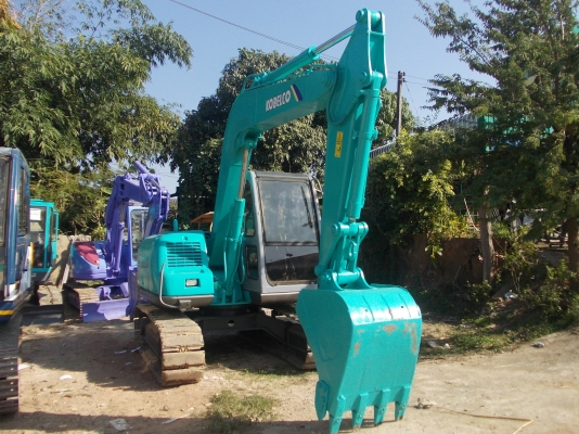 รถแม็คโคร ยี่ห้อ โกเบโก้ SK60-3 รถแม็คโคร ยี่ห้อ โกเบโก้ SK60-3