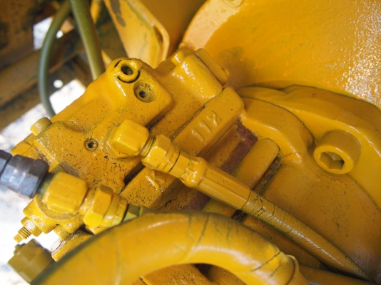 ขายด่วน  kobelco 200 sk07 รถสวยไม่มีรอยแตก ต่อรองได้ 080-1253450