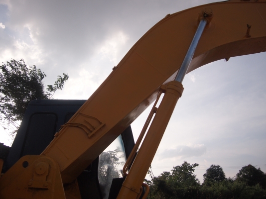 ขายด่วน  kobelco 200 sk07 รถสวยไม่มีรอยแตก ต่อรองได้ 080-1253450